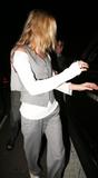 th_47089_Kate_Moss_leaving_her_London_house_09.jpg