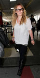 th_50429_Robynfan01_-_Hillary_Duff_arriving_at_LAX_airport_123_111lo.jpg