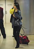 th_78836_VictoriaJustice_ArrivesintoLAXAirportinLosAngelesSeptember252011_By_oTTo15_122_22lo.jpg