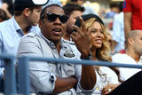 th_23975_Beyonce_and_Jay_Z_watch_the_Men_s_Final_of_the_2011_US_Open_in_NYC_September_12_2011_007_122_447lo.jpg