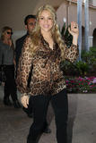 th_29480_shakira_to_the_nbc_summer_press_tour_22_04_13_008_122_590lo.jpg