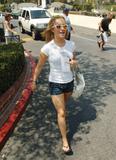 th_31911_Hayden_Panettiere_Gets_a_Parking_Ticket_in_West_Hollywood_8-16-07_10_122_867lo.jpg