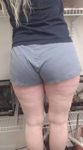 Chunky Butt Mom At Home -x410pjm1nt.jpg